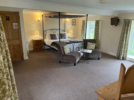 King Bed, Ensuite, Countryside view