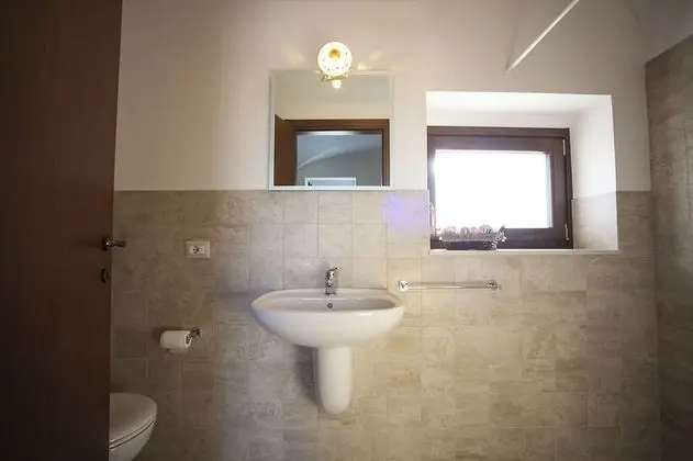 Superior Tek Büyük veya İki Ayrı Yataklı Oda, Havuz Manzaralı