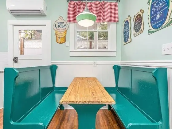 Ev, Birden Çok Yatak, Havuz Kullanımı, Havuz Manzaralı