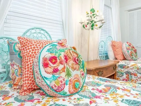 Ev, Birden Çok Yatak, Havuz Kullanımı, Havuz Manzaralı