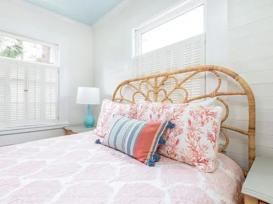 Ev, Birden Çok Yatak, Havuz Kullanımı, Havuz Manzaralı