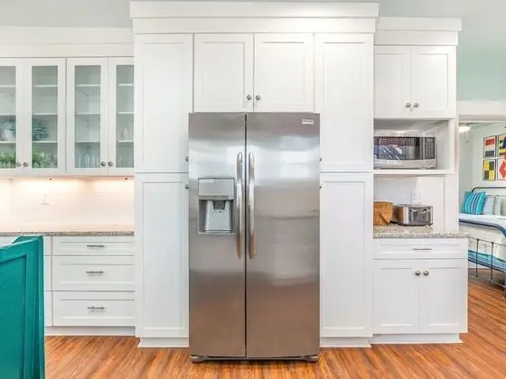 Ev, Birden Çok Yatak, Havuz Kullanımı, Havuz Manzaralı