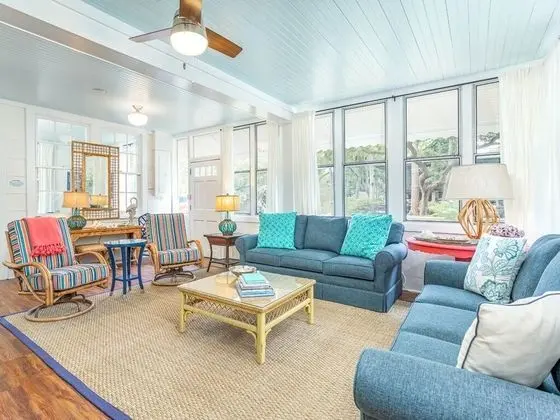 Ev, Birden Çok Yatak, Havuz Kullanımı, Havuz Manzaralı