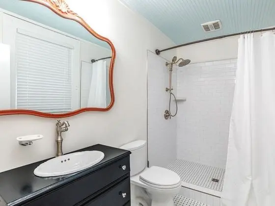 Ev, Birden Çok Yatak, Havuz Kullanımı, Havuz Manzaralı