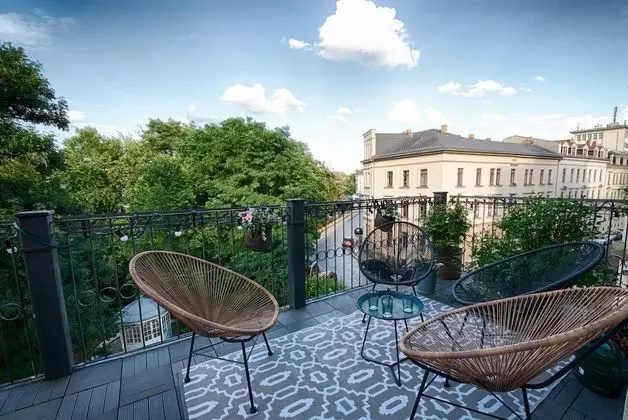 Apart Daire, 3 Yatak Odası, Balkon, Park Manzaralı