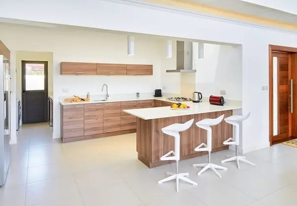 Luxury Villa, 3 Yatak Odası, Havuz Manzaralı, Bahçeli