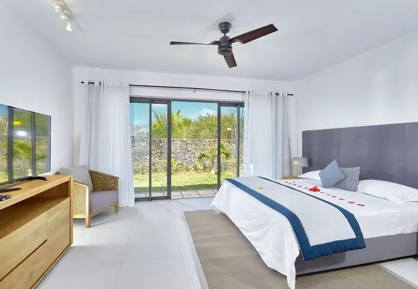 Luxury Villa, 3 Yatak Odası, Havuz Manzaralı, Bahçeli