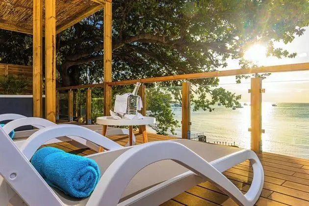 Two-Bedroom Suite With Terrace & Jacuzzi