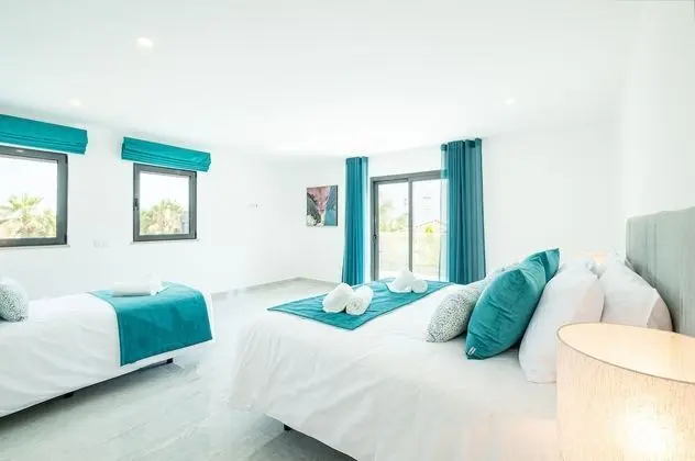 Villa, 4 Yatak Odası, Kişiye Özel Havuzlu, Havuz Manzaralı