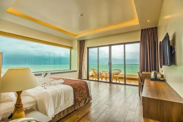 Deluxe Tek Büyük Yataklı Oda, Deniz Manzaralı