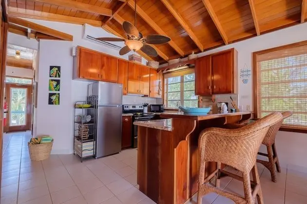 Luxury Daire (Coral Bay Villas - Eagle Ray Suite)