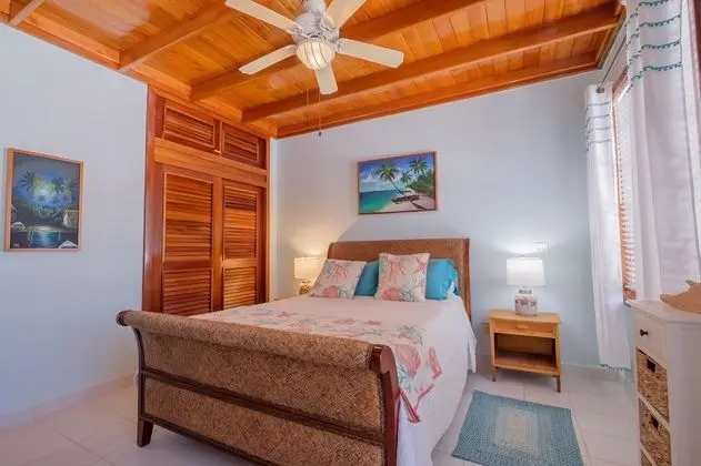 Luxury Daire (Coral Bay Villas - Eagle Ray Suite)