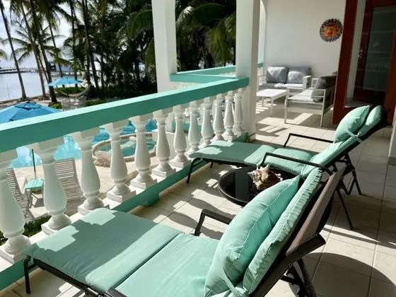 Luxury Daire (Coral Bay Villas - Eagle Ray Suite)