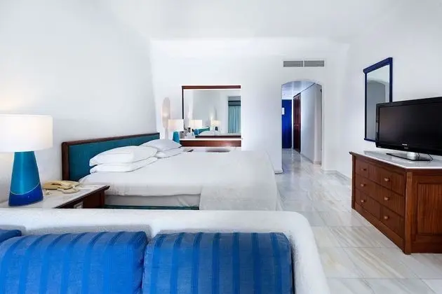 https://i.travelapi.com/lodging/1000000/920000/913500/913405/ec5493c2_z.jpg