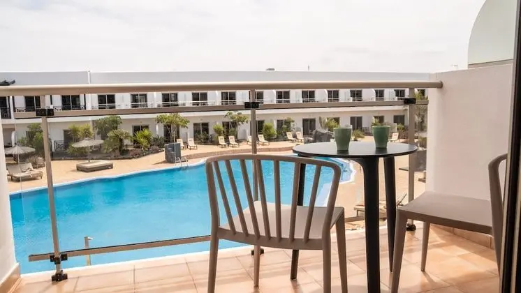 Premium Oda, Havuz Manzaralı (2 Adultos)