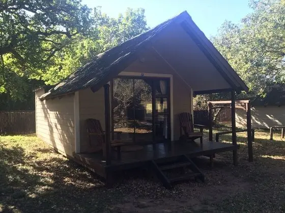 Kulübe, Banyolu/Duşlu