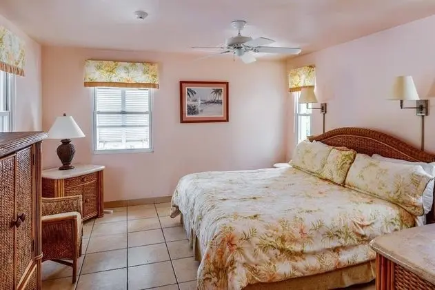 1-Bedroom Beach Level (4105)