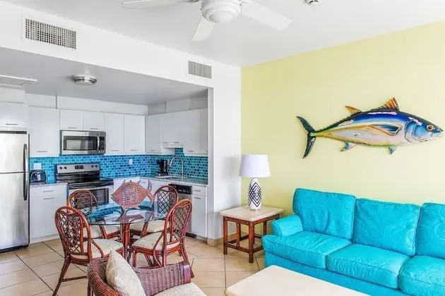 2-Bedroom Beach Level (4106)