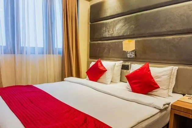 Deluxe Tek Büyük Yataklı Oda, Kısmi Deniz Manzarası