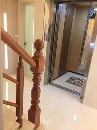 Business Oda, 2 Çift Kişilik Yatak, Balkon, Şehir Manzaralı