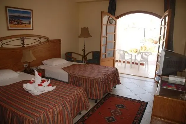 1 Çift ​​kişilik Yatak Club