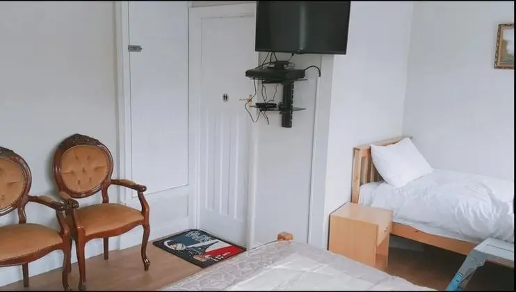 Family Tek Büyük veya İki Ayrı Yataklı Oda, Birden Çok Yatak, Sigara İçilmez