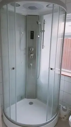 Tek Büyük Yataklı Oda (2)