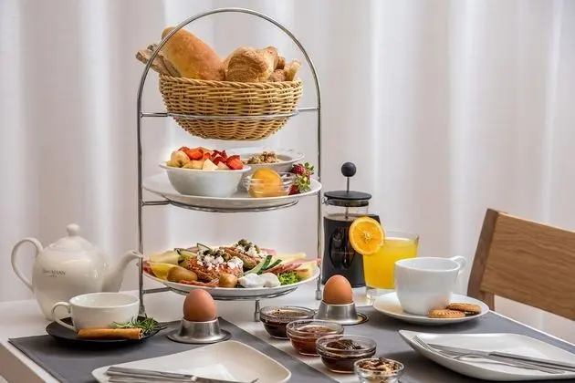 Tek Büyük veya İki Ayrı Yataklı Oda, Balkon