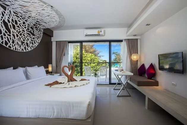 Coral Deluxe Seaview