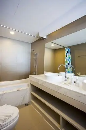 Coral Deluxe Seaview