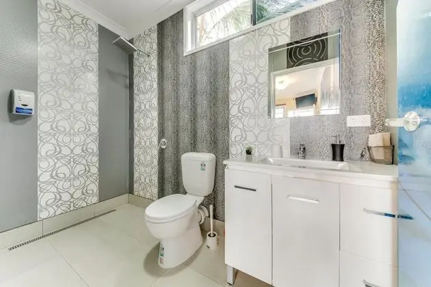 Deluxe Tek Büyük Yataklı Oda, Banyolu/Duşlu