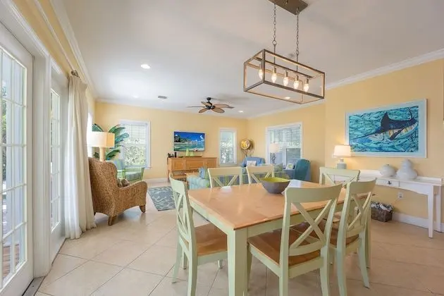 Villa, 3 Yatak Odası, Kanal Manzaralı
