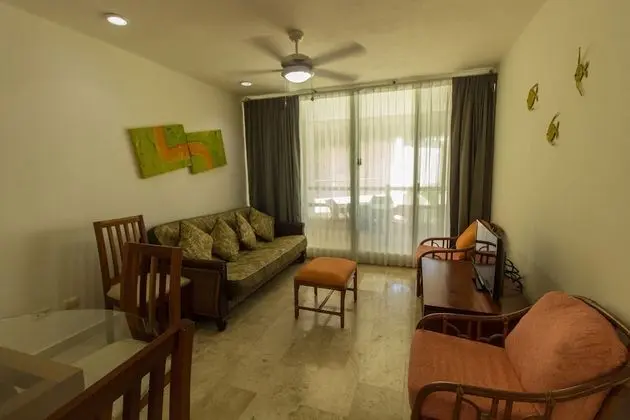 Family Apartment, 1 Bedroom, Kitchen, Pool View (Same Rate up to 4 people)