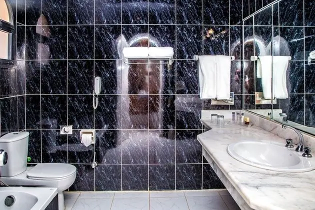 Deluxe Tek Büyük Yataklı Oda, Deniz Manzaralı