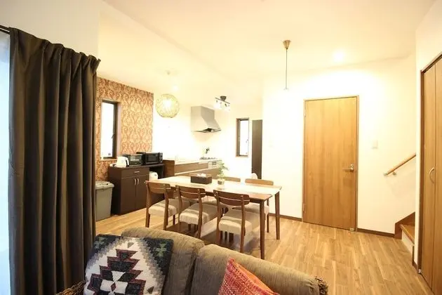 Ev (Private Vacation Home 2)