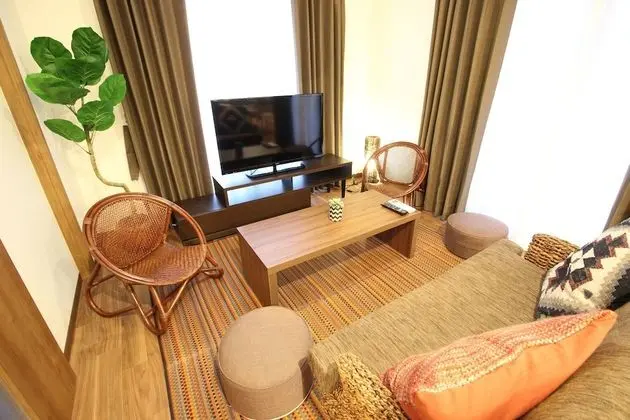 Ev (Private Vacation Home 2)
