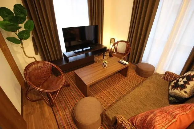 Ev (Private Vacation Home 2)
