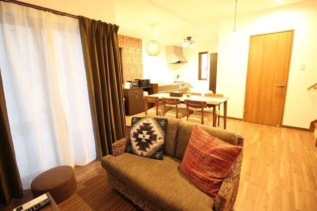 Ev (Private Vacation Home 2)