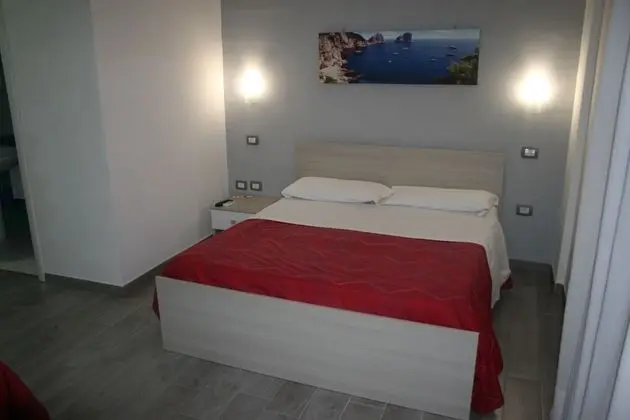 Üç Kişilik Oda, Banyolu/Duşlu