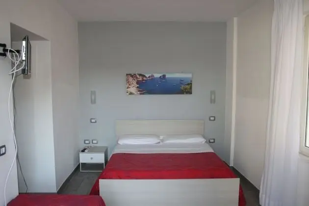 Üç Kişilik Oda, Banyolu/Duşlu