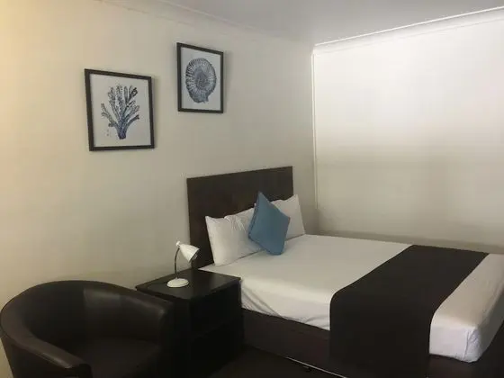 Standard Queen or twin Room