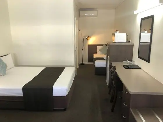 Standard Queen or twin Room