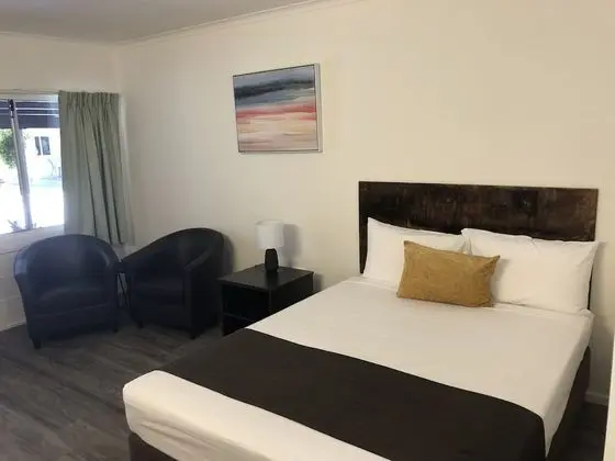 Standard Queen or twin Room
