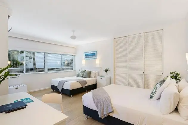 Garden Twin Queen Room