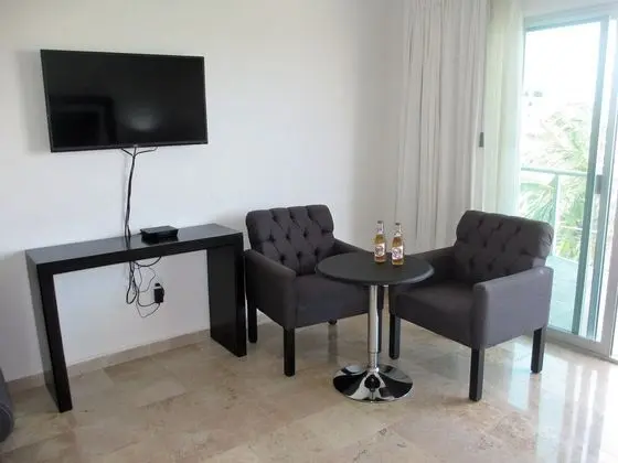 Deluxe Stüdyo, Sigara İçilmez