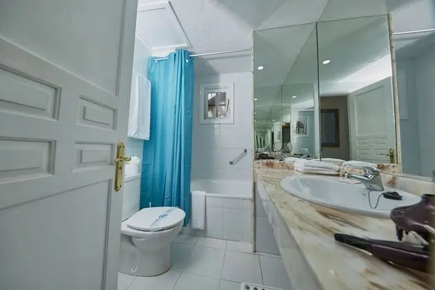 Stüdyo, Havuz Manzaralı, Bahçeli (2 adults and 1 child)