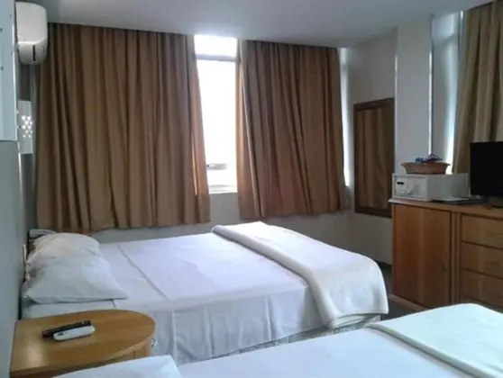 Standard Oda (Triplo Casal + 1 cama)