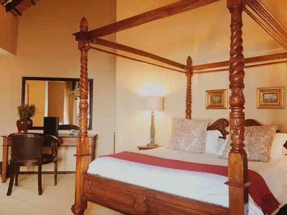 Luxury Tek Büyük Yataklı Oda, Banyolu/Duşlu