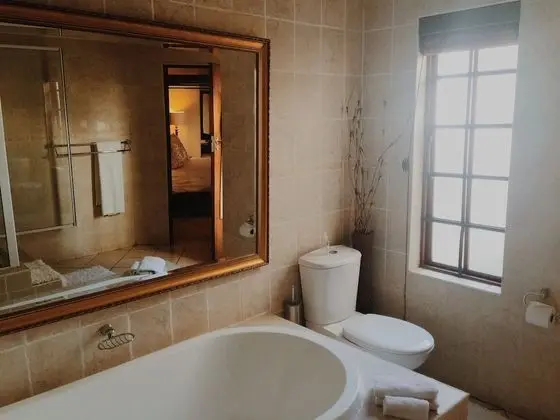 Luxury Tek Büyük Yataklı Oda, Banyolu/Duşlu