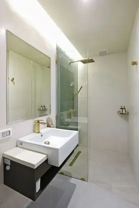 Apart Daire, 1 En Büyük (King) Boy Yatak, Küçük Mutfak, Deniz Manzaralı